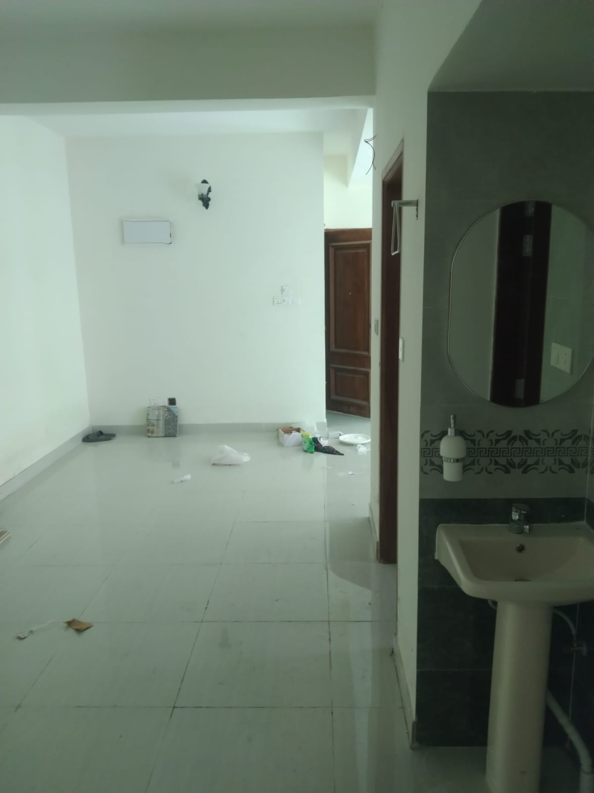 2 Bedroom Apartment for Rent in Aftab Nogor, Sector 1 – 1700 Sq Ft with Lift